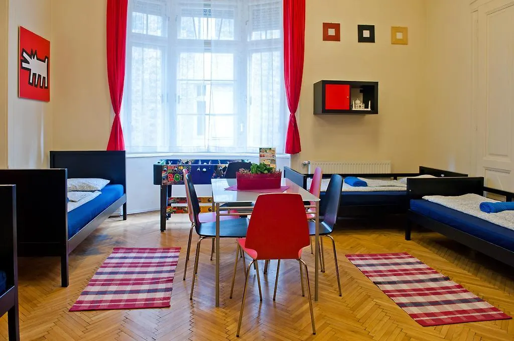 Animation City Hostel Budapeşte 0*,  Macaristan
